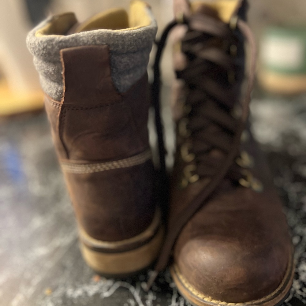 Kodiak Tan Waterproof Boots - Picture 3 of 6